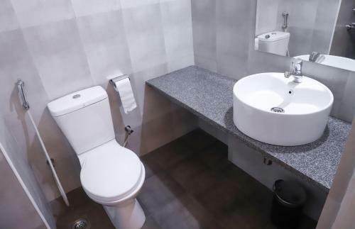 1.5 Bhk AC Apartment In Dabolim, Goa