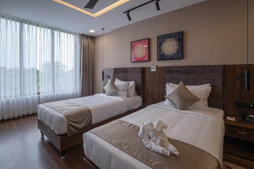 Hotel Windstone Residency