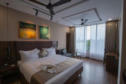 Hotel Windstone Residency