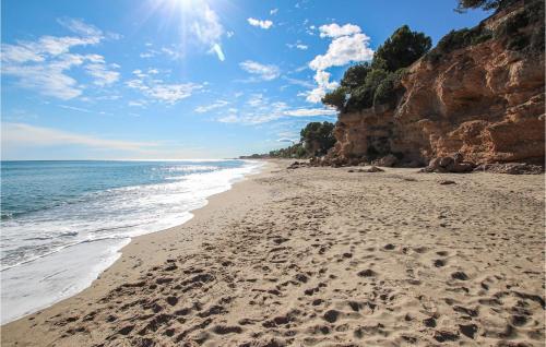 Amazing Home In Miami Platja With 2 Bedrooms