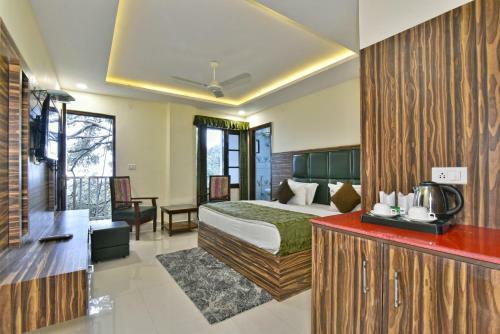 Hotel Comfort Court