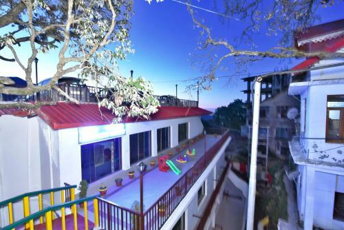 Hotel Comfort Court