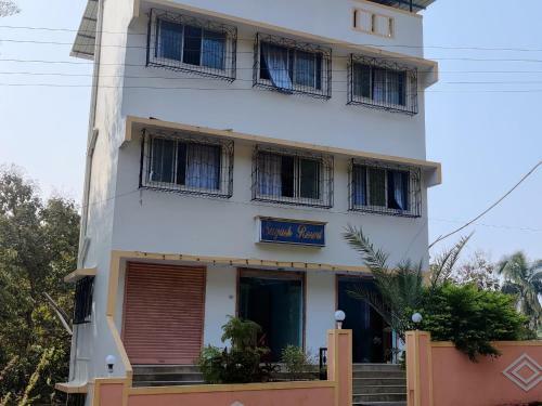 Hotel Suyash Resort