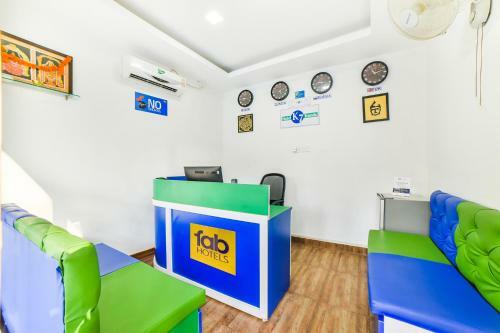 Fabhotel K7 Trends Baga