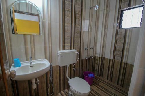 Hostal Ruth Holiday Home