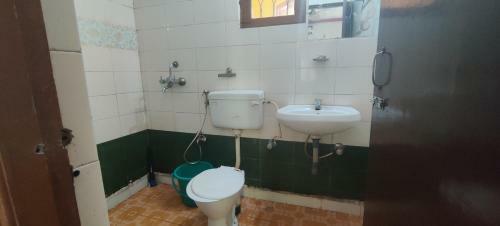 Hostal Meera Residency