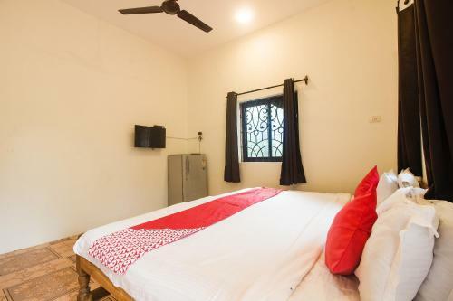 Hotel Oyo 10035 Calangute Turista