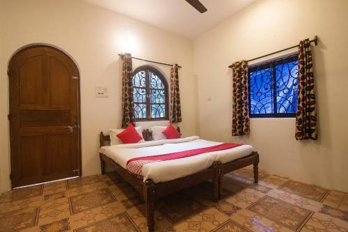 Hotel Oyo 10035 Calangute Turista