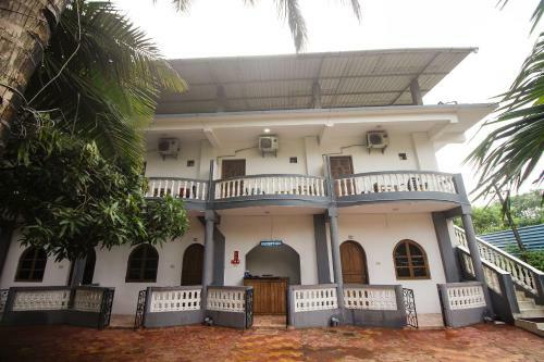 Hotel Oyo 10035 Calangute Turista