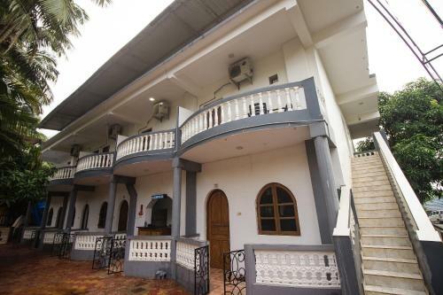 Hotel Oyo 10035 Calangute Turista