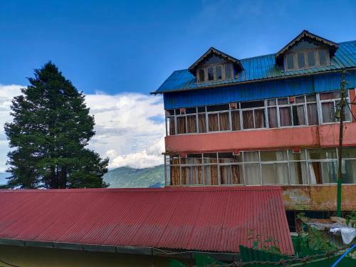 Hostal Viramma House