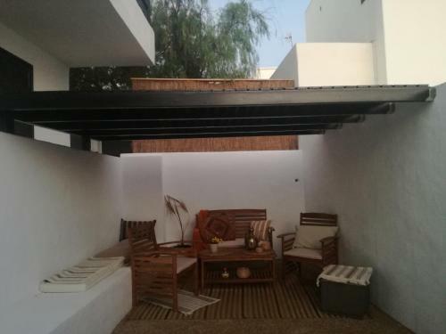 Villa Sorondongo Beach & Garden