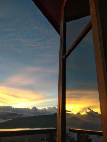 Sherpa Residency And Farmhouse