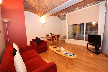 The Place Aparthotel