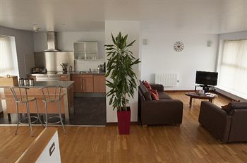 The Place Aparthotel