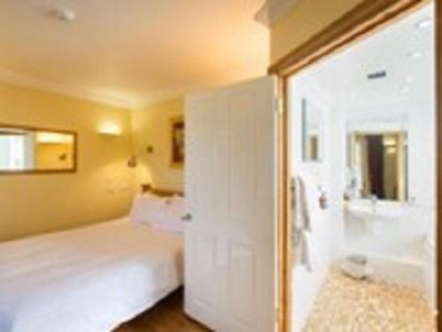 Bed & Breakfast The Wharf House Restaurant With Rooms