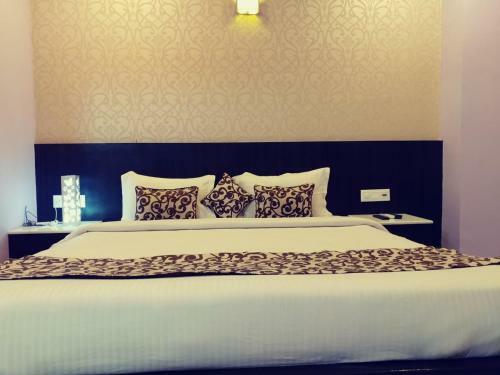 Hotel Madhuvan By Travelkartonline