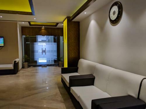 Hotel Madhuvan By Travelkartonline