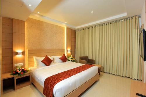 Hotel Raas Residency