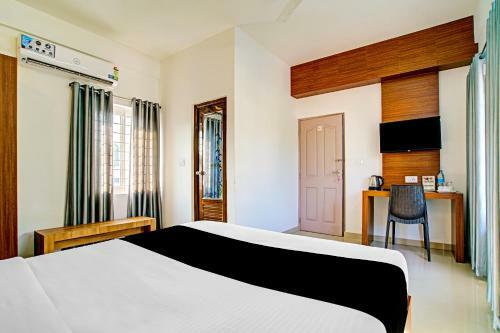 Hotel Vaccinated Staff- Capital O 74715 Phoenix Holidays