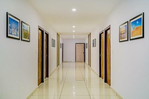 Hotel Vaccinated Staff- Capital O 74715 Phoenix Holidays
