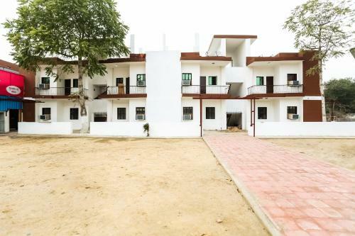 Hotel Oyo 61617 Dev Sukhdev Palace