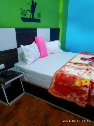Hostal Singh Snow Mountain Guest House Nd Tarres Restaurant