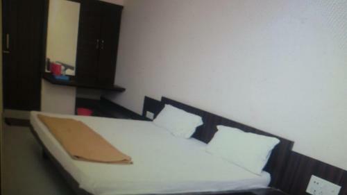 Hotel Rajyog Lodge