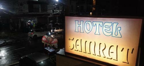 Hotel Samrat