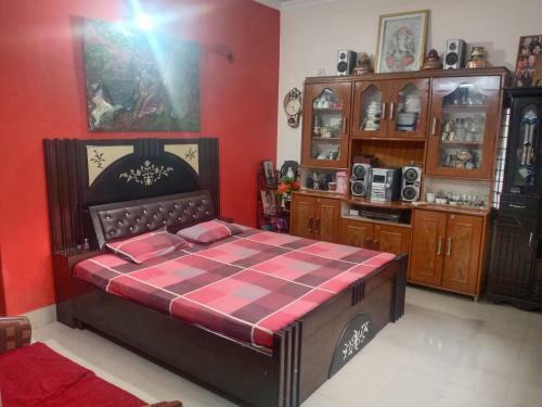 Payal House
