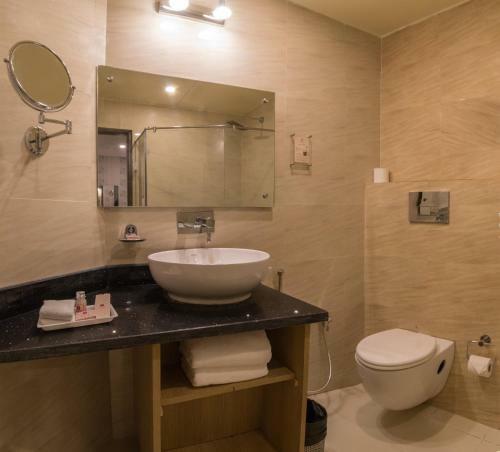 Hotel The Solitaire Express