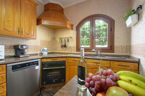Villa Hearth Away From House. Breia