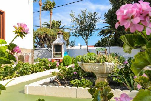 Villa Hearth Away From House. Breia