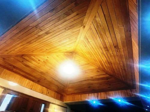Lodge Yt Mansion