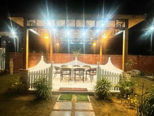 Lodge Yt Mansion