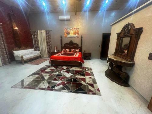 Lodge Yt Mansion