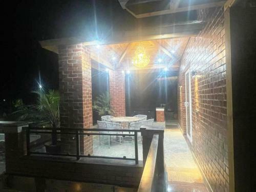 Lodge Yt Mansion