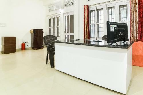 Hotel Vaccinated Staff - Oyo 46619 Sixth Avenue