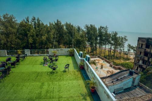 Hotel Sea N Sand