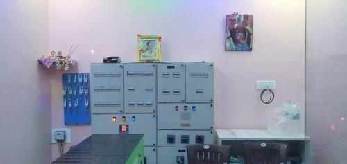 Hostal Hotel Debprova
