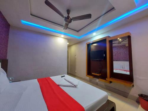 Hotel Near Sea Beach Ananya
