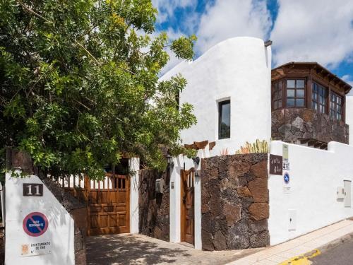 Villa Aloe With Pool In Puerto Del Carmen