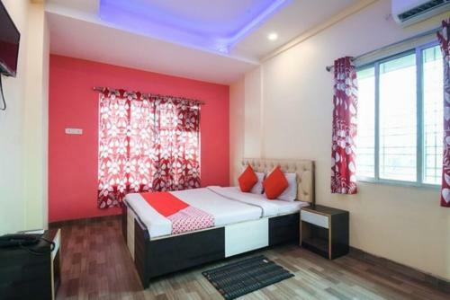 Hotel Staymaker Royal Galaxy