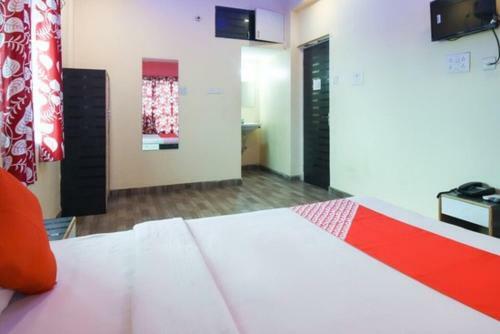 Hotel Staymaker Royal Galaxy