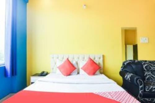 Hotel Staymaker Royal Galaxy
