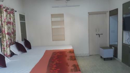 Bed & Breakfast Gurukrupa Bunglow