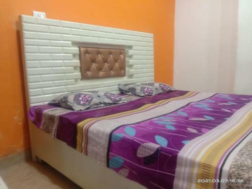 Lodge Priya Hotel