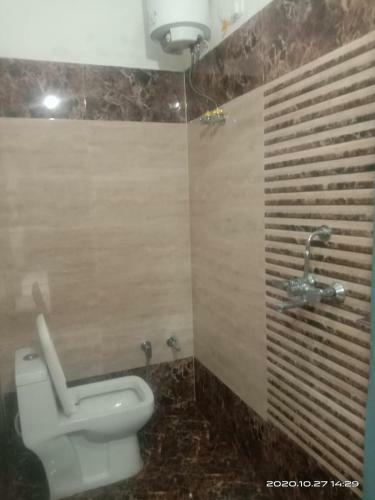 Lodge Priya Hotel