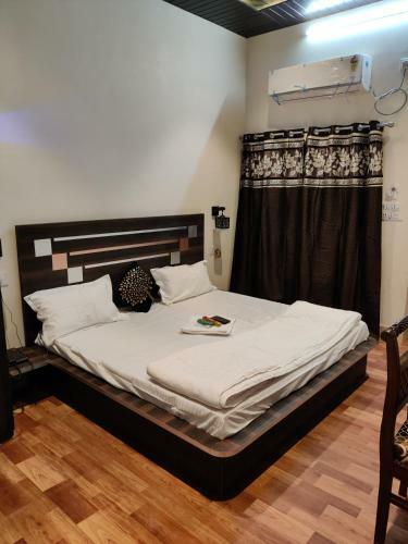 Keshav Hotel