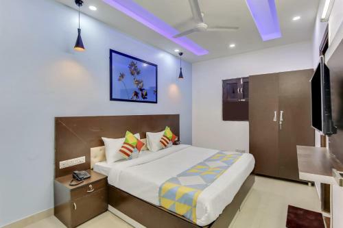 Hostal Collection O 82677 Hotel Apj Grand